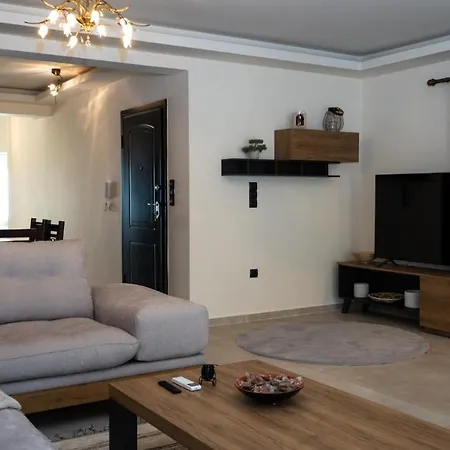 Meteora Skyline By Meteora Residencies * Kalambaka