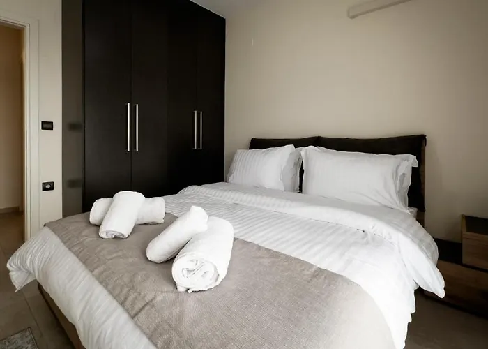 Meteora Skyline By Meteora Residencies Apartamento